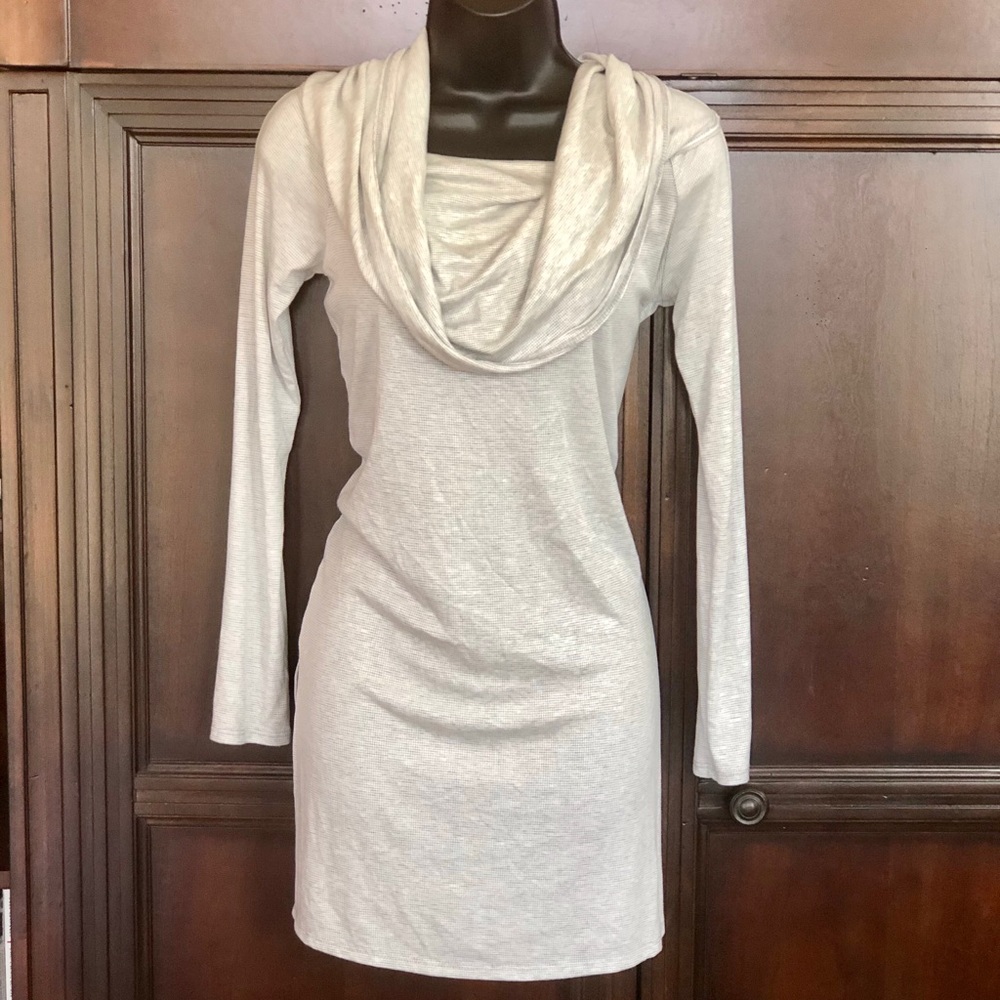 Forever 21 Cowl Neck Knit Long Sleeves Medium Dress